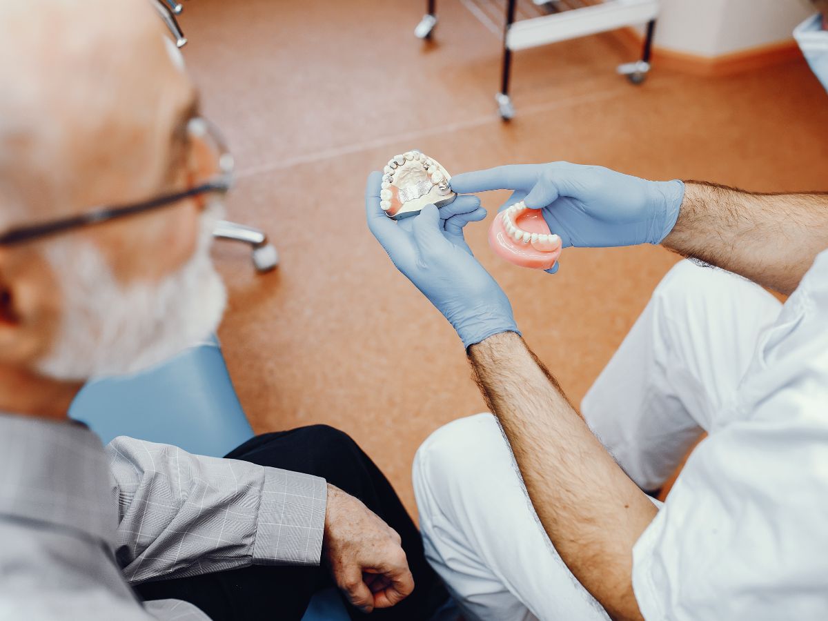 rekonstrukcija zubi nakon gubitka kosti